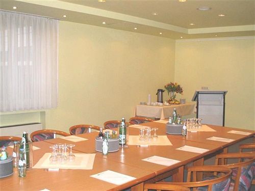 Biohotel Am Lunik Park 上诺因多夫 设施 照片